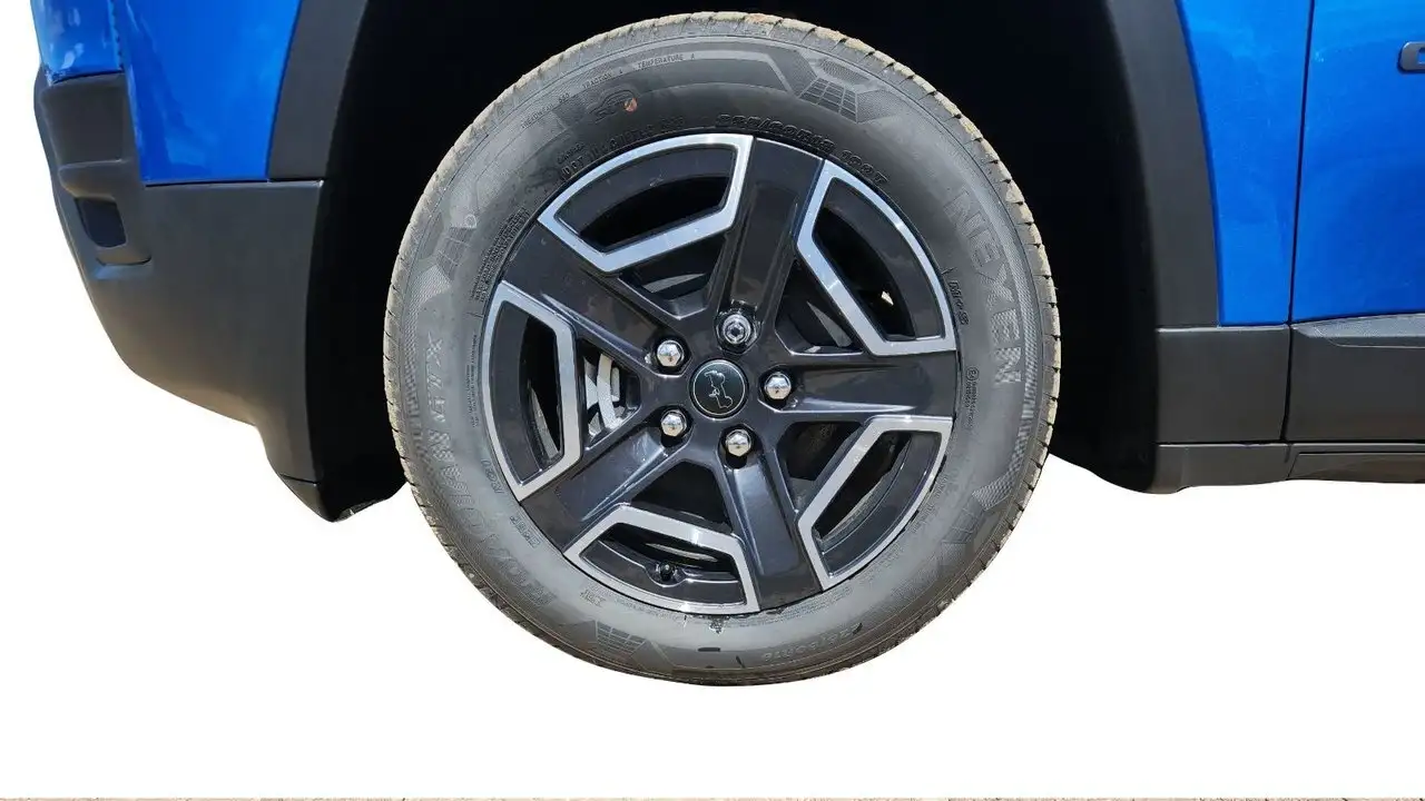 Jeep Cherokee photo Jeep Cherokee