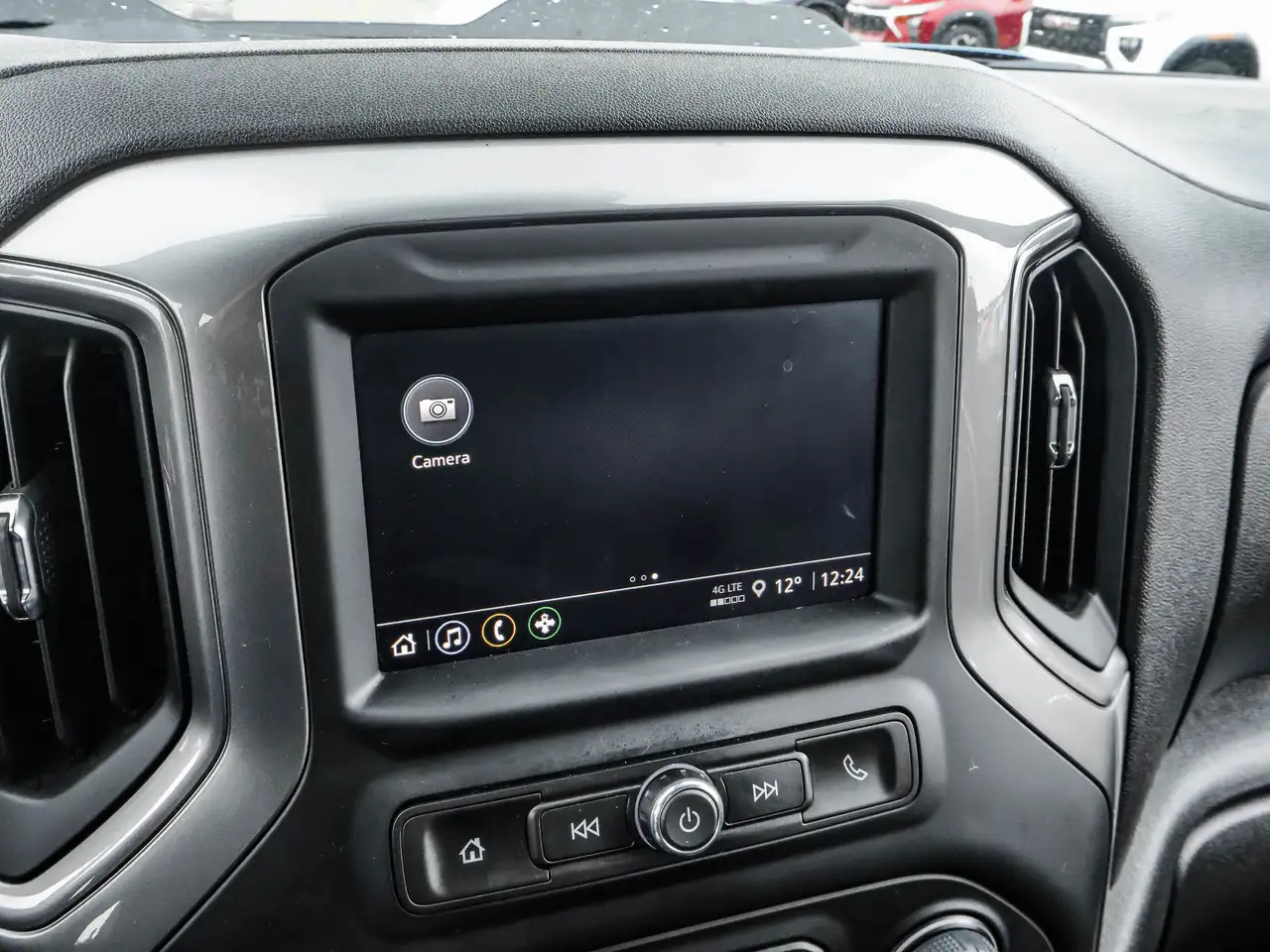 Chevrolet Silverado 1500 снимка Chevrolet Silverado 1500