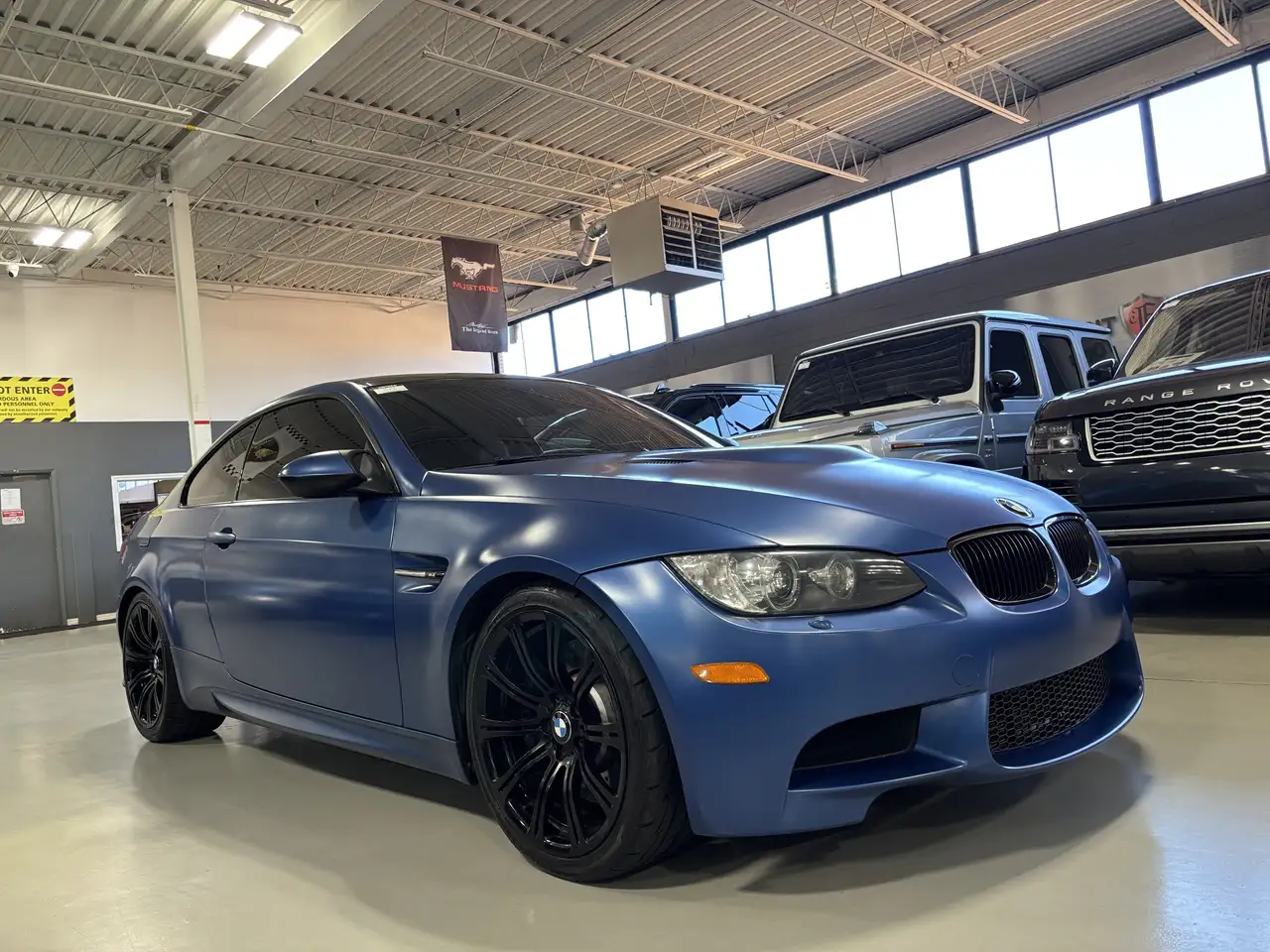 BMW M3 photo BMW M3