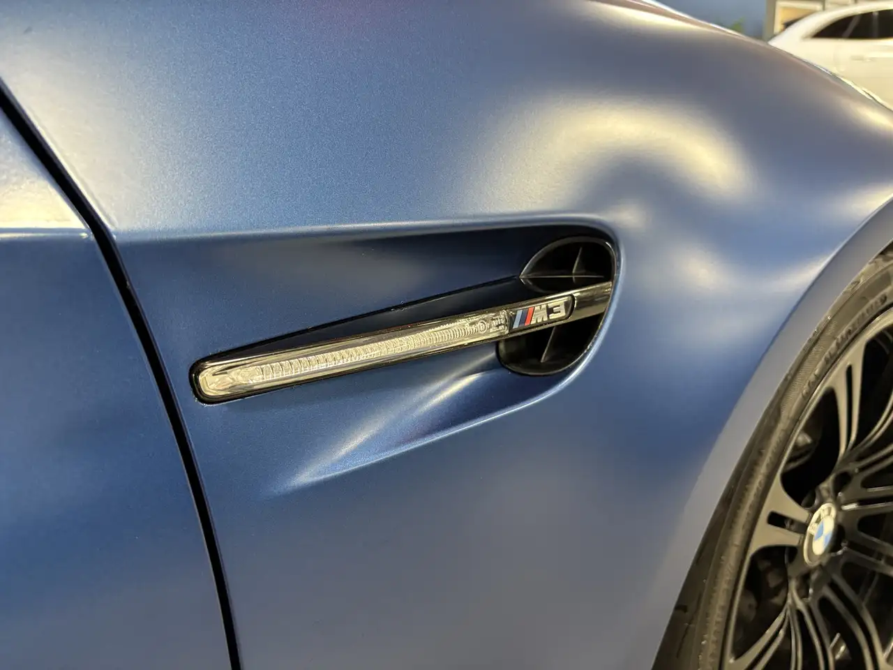 BMW M3 photo BMW M3