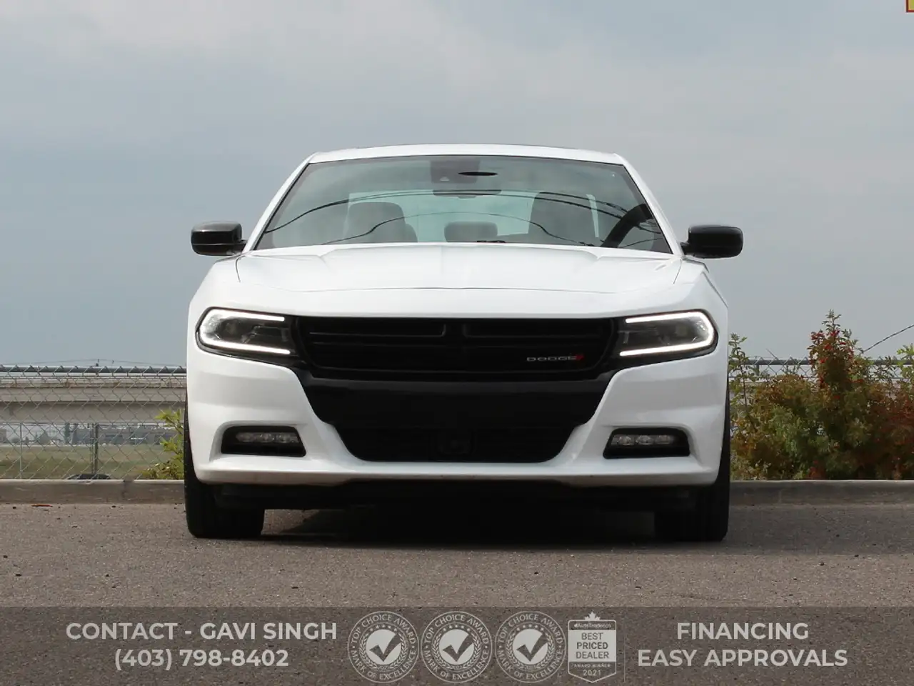Dodge Charger снимка Dodge Charger