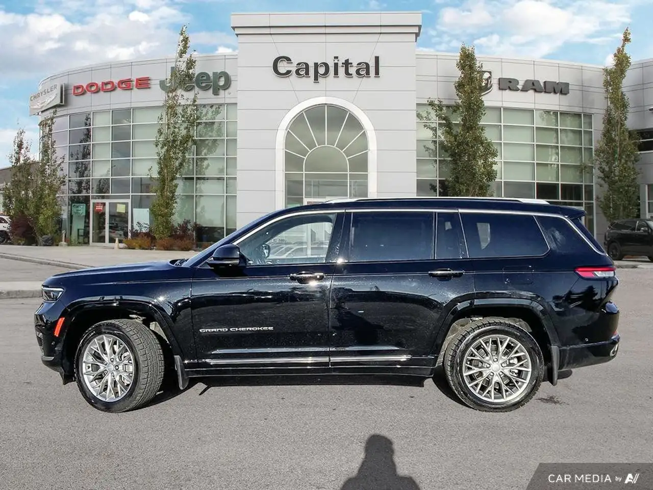 Jeep Grand Cherokee photo Jeep Grand Cherokee