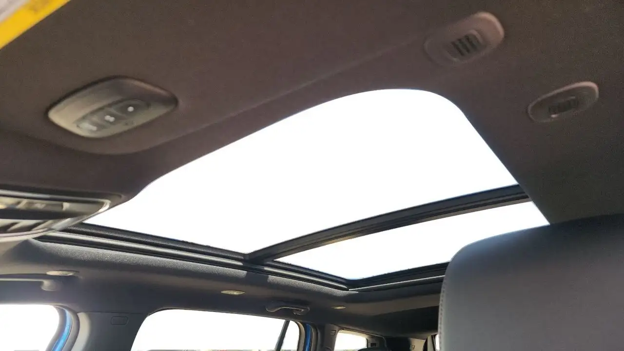 Jeep Cherokee photo Jeep Cherokee