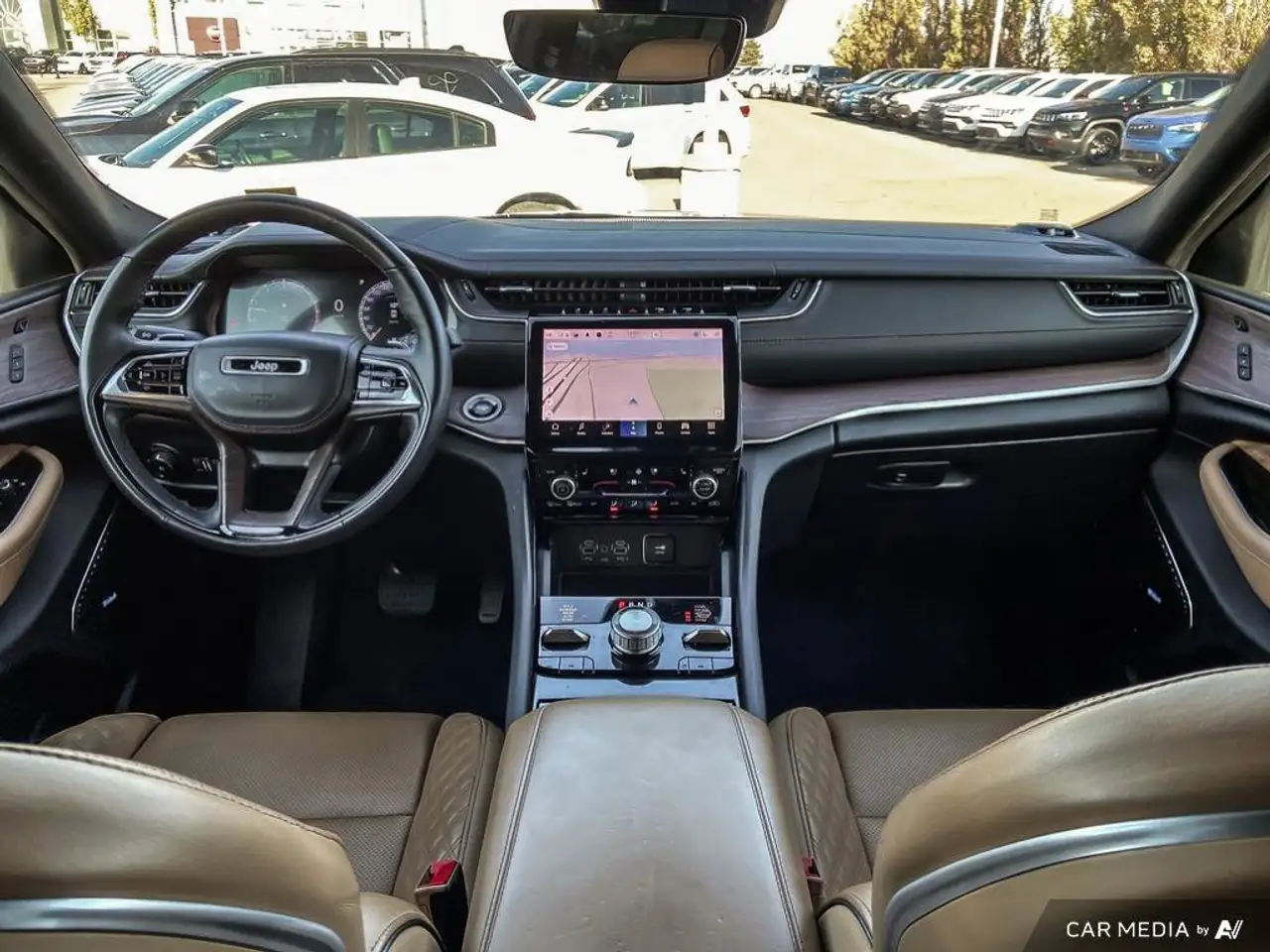 Jeep Grand Cherokee photo Jeep Grand Cherokee