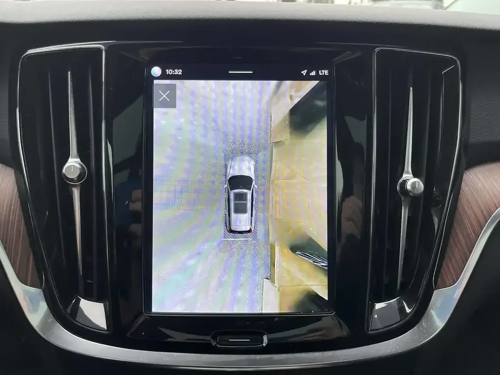 Volvo V60 снимка Volvo V60