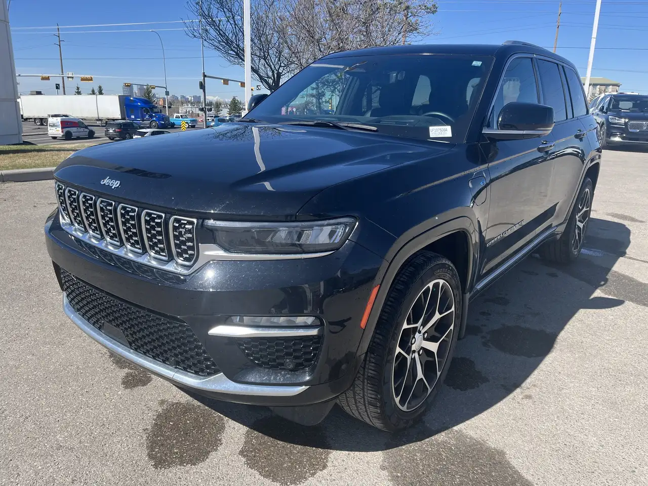 Jeep Grand Cherokee снимка Jeep Grand Cherokee