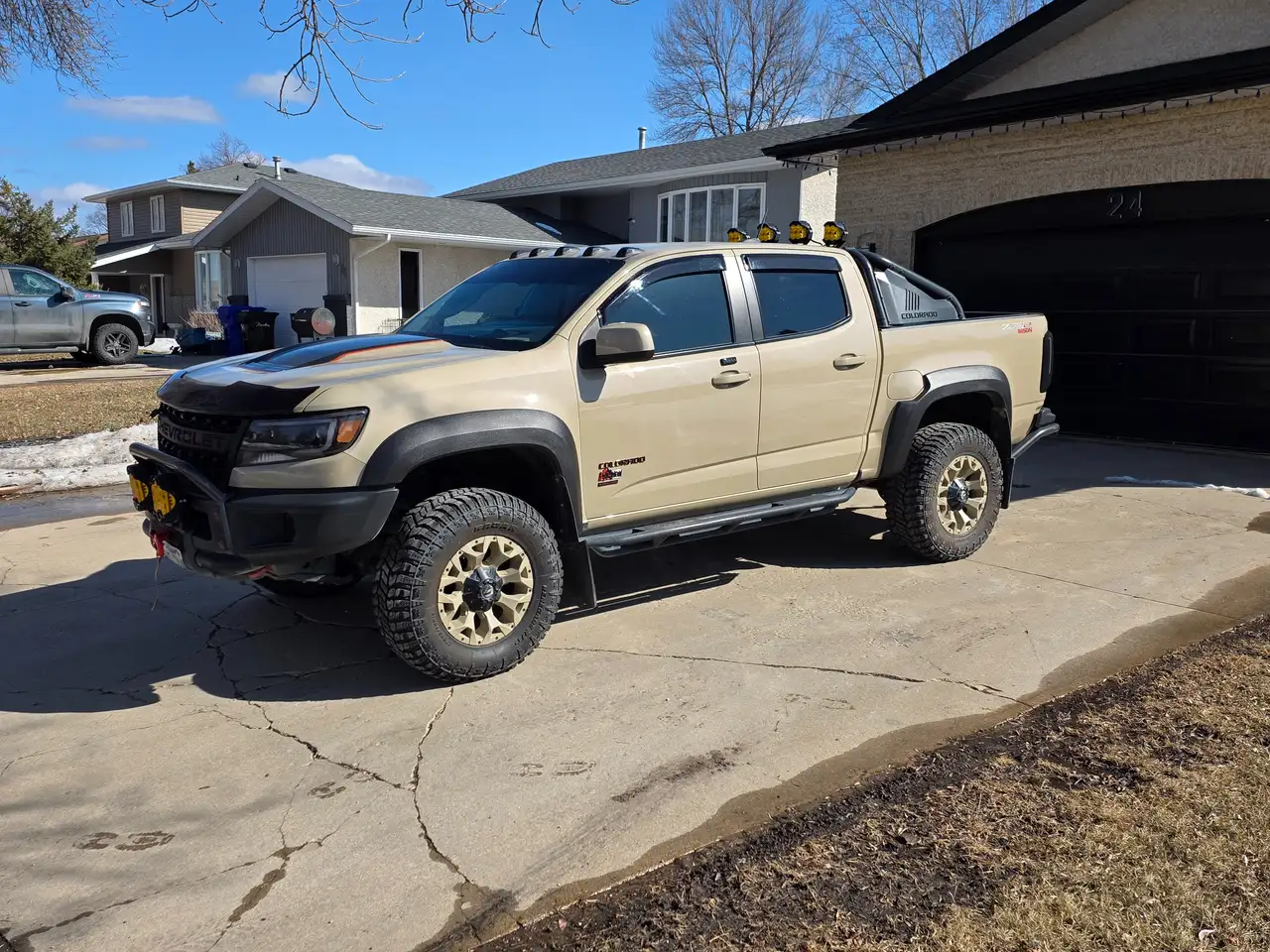 Chevrolet Colorado снимка Chevrolet Colorado