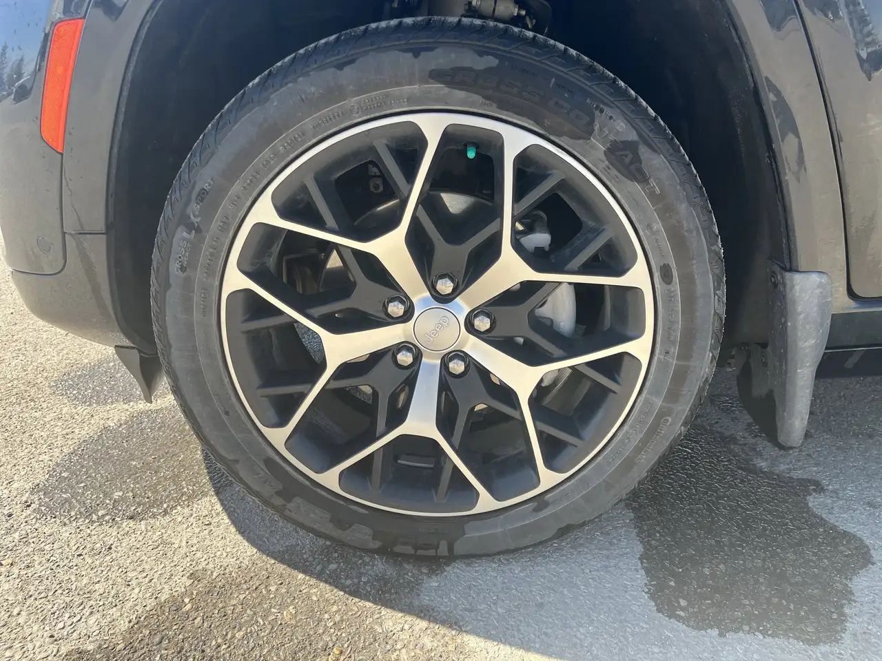 Jeep Grand Cherokee снимка Jeep Grand Cherokee