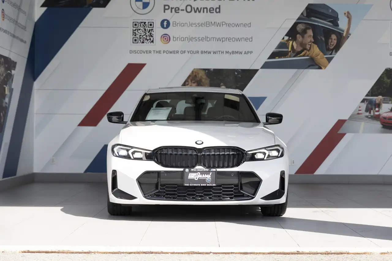 BMW 3 Series photo BMW 3 Series
