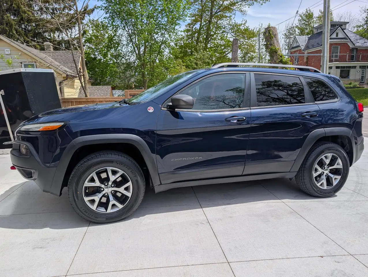 Jeep Cherokee снимка Jeep Cherokee