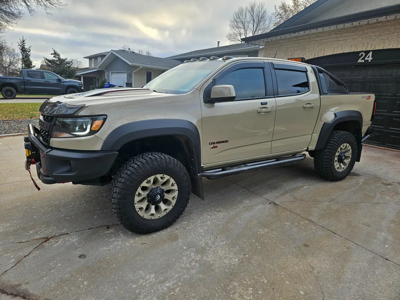 Chevrolet Colorado снимка Chevrolet Colorado