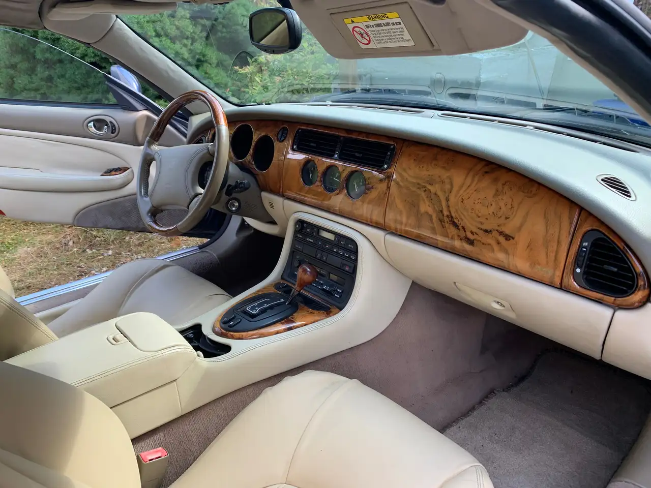 Jaguar XK снимка Jaguar XK