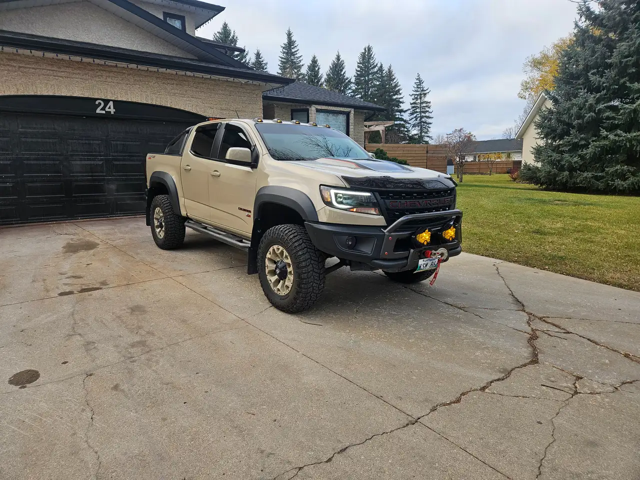 Chevrolet Colorado снимка Chevrolet Colorado