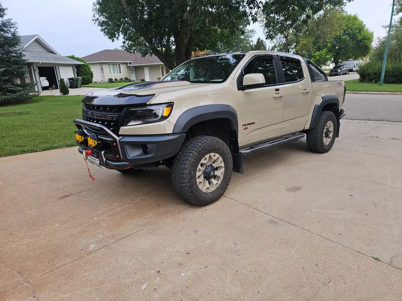 Chevrolet Colorado снимка Chevrolet Colorado