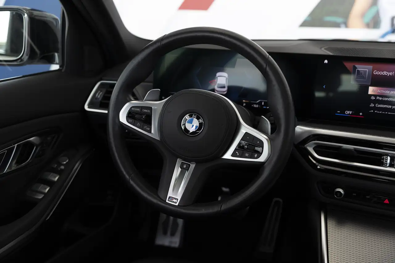 BMW 3 Series photo BMW 3 Series