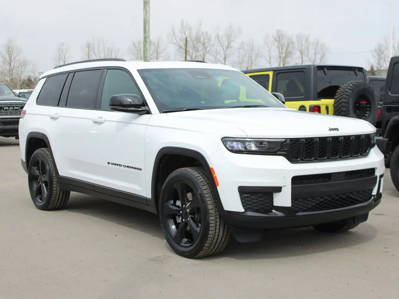 Jeep Grand Cherokee снимка Jeep Grand Cherokee