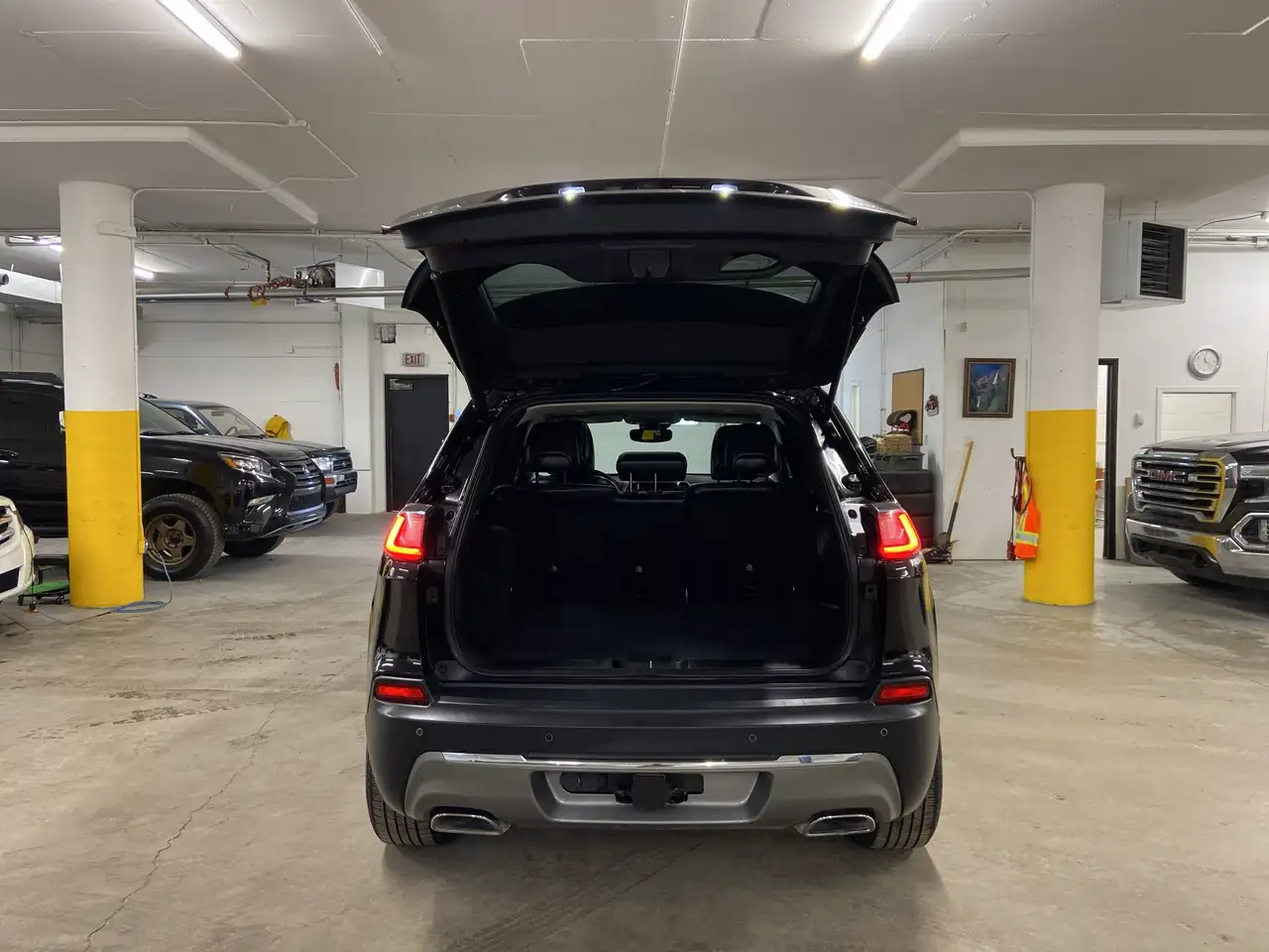 Jeep Cherokee fotografie Jeep Cherokee