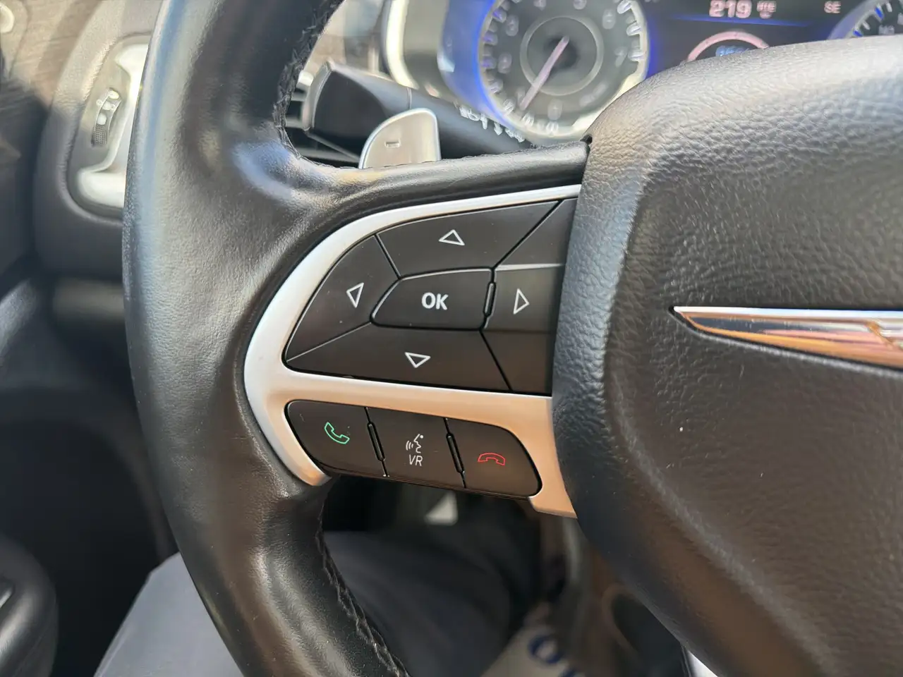 Chrysler 200 photo Chrysler 200