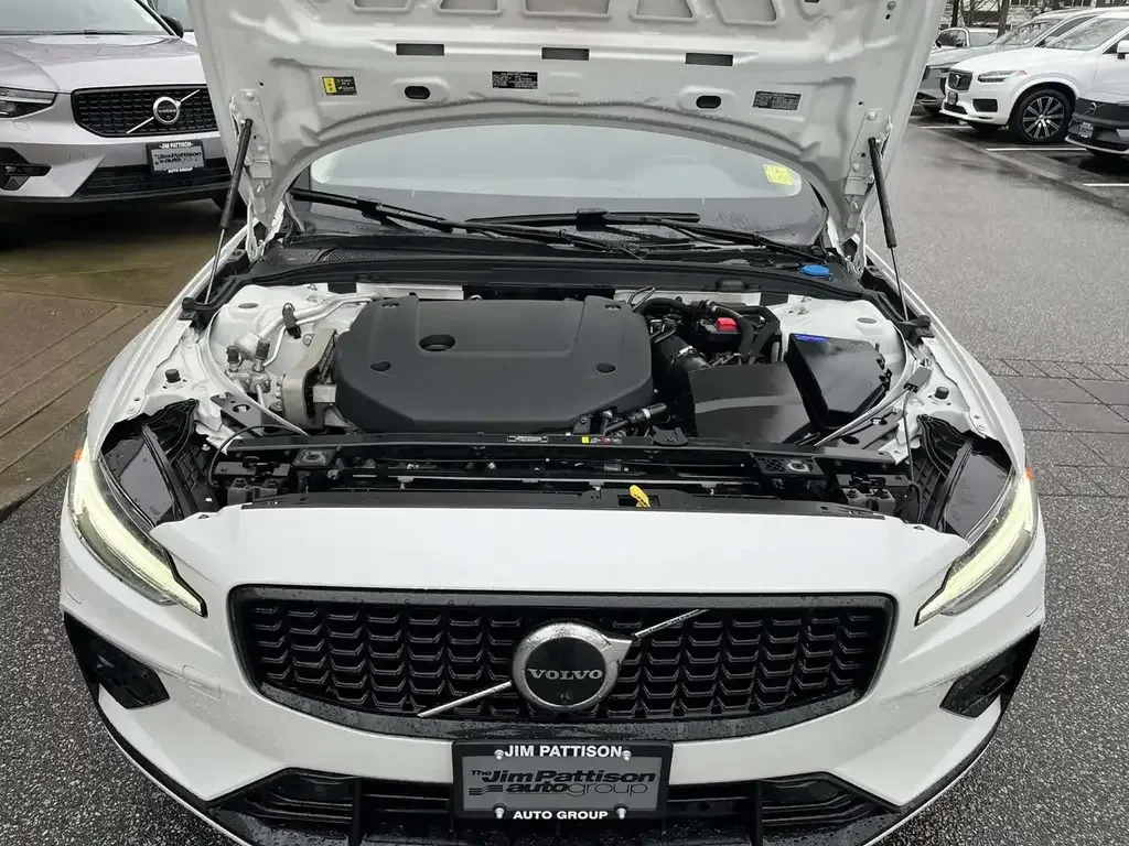 Volvo V60 снимка Volvo V60