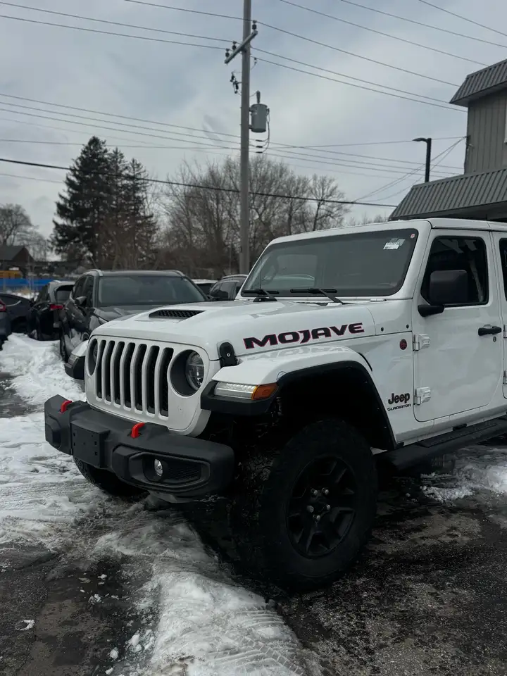 Jeep Gladiator снимка Jeep Gladiator
