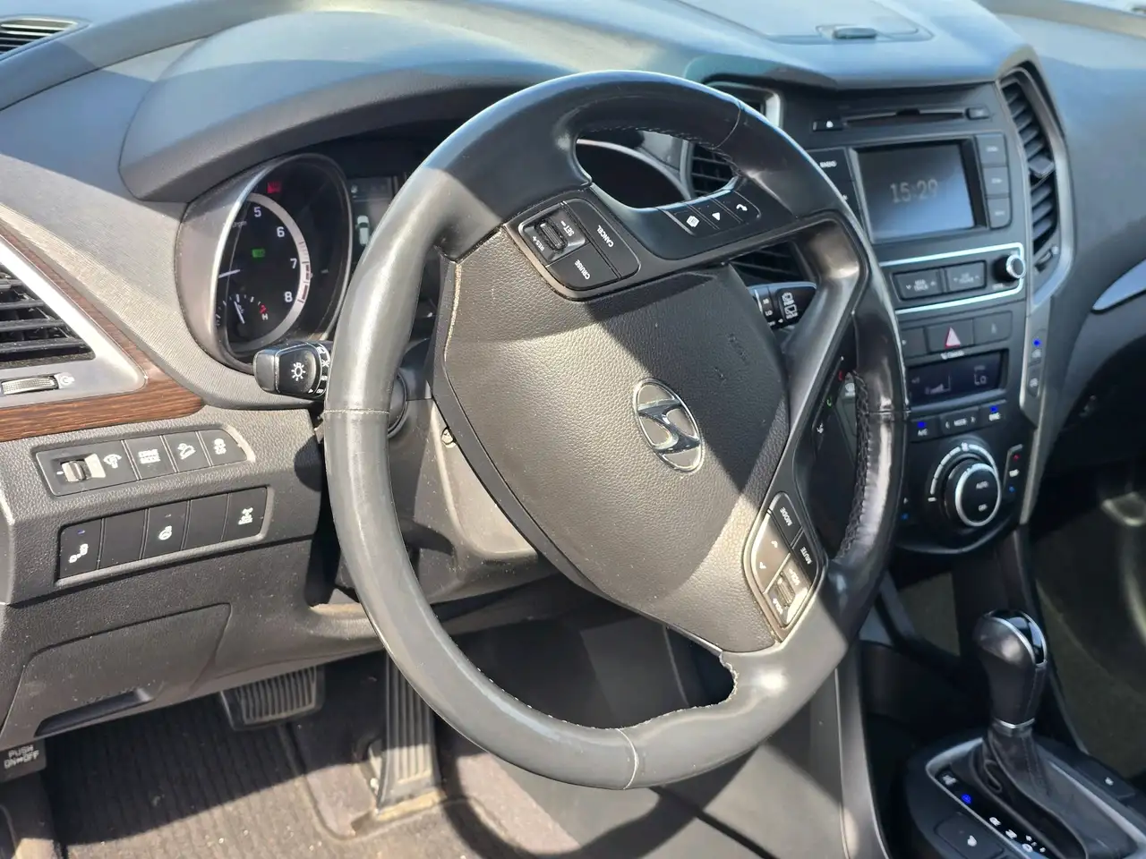 Hyundai SANTA FE снимка Hyundai SANTA FE