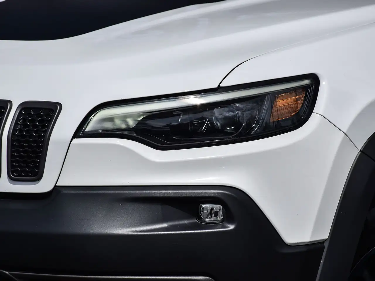 Jeep Cherokee photo Jeep Cherokee