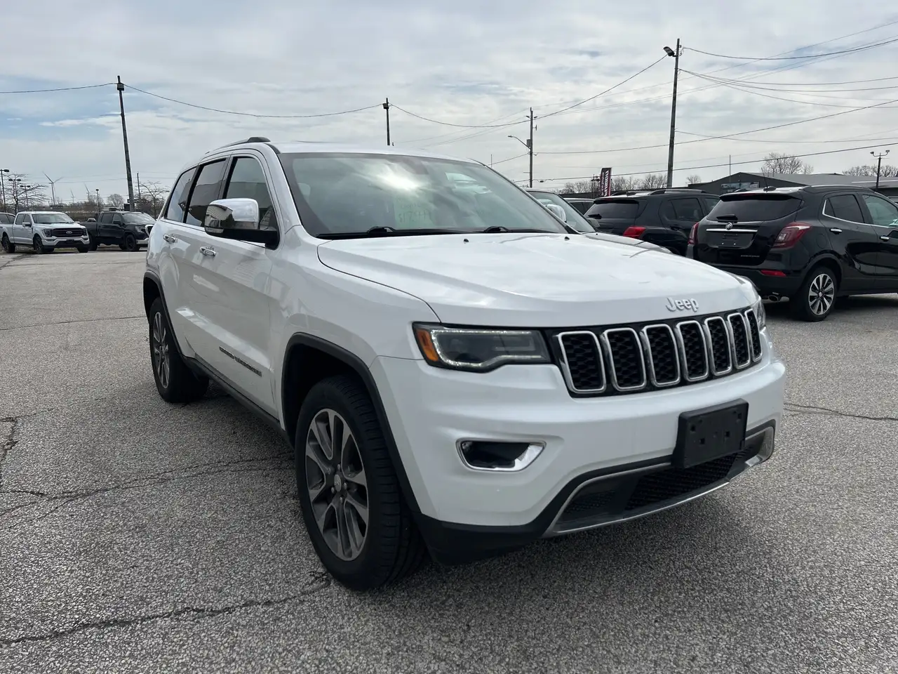Jeep Grand Cherokee photo Jeep Grand Cherokee