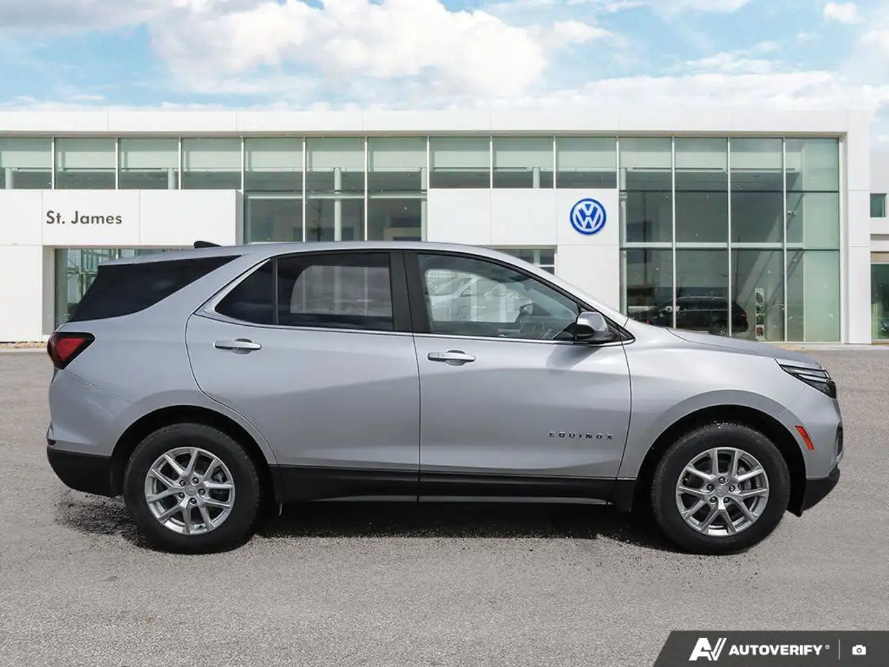 Chevrolet Equinox photo Chevrolet Equinox
