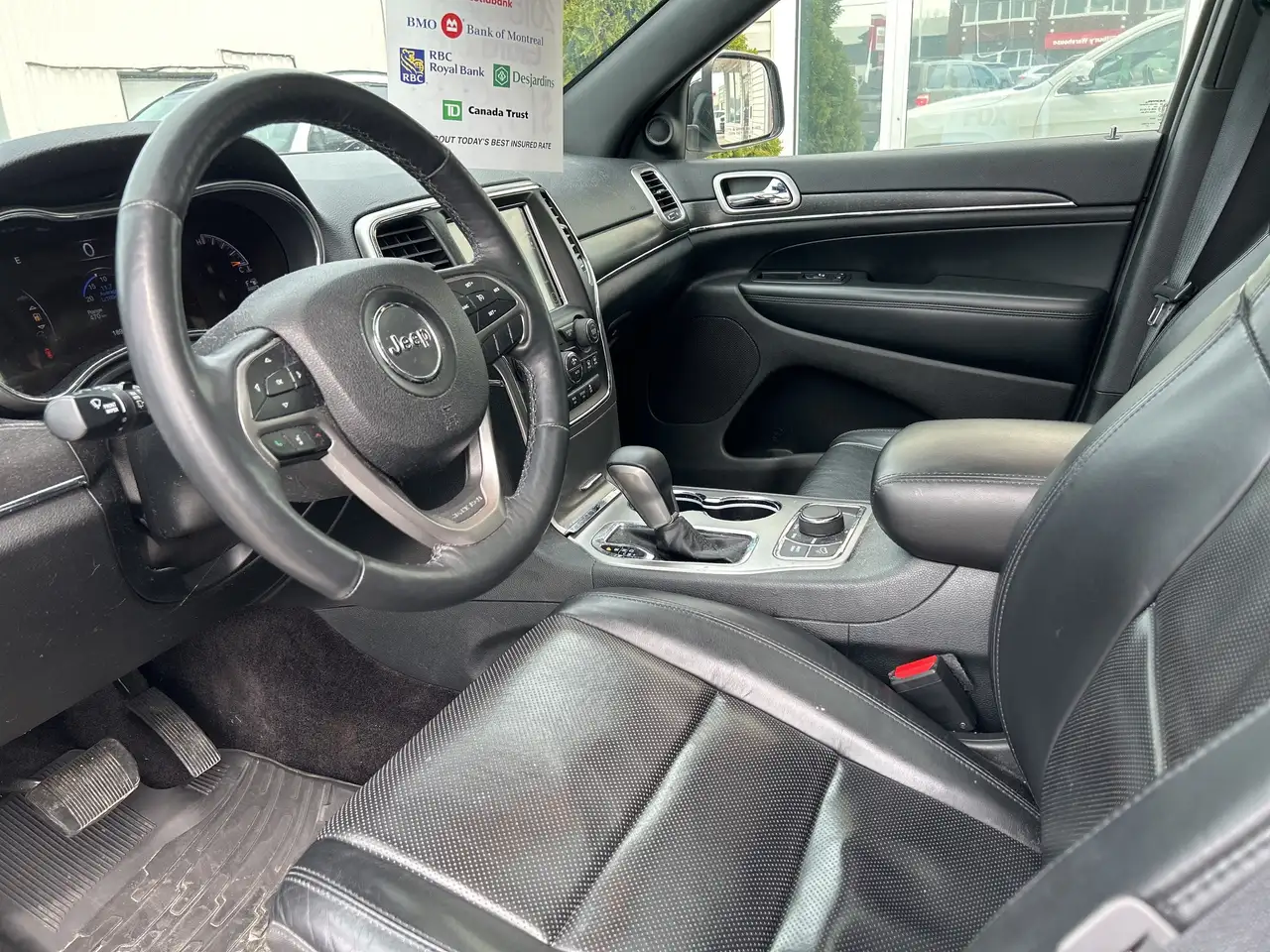 Jeep Grand Cherokee photo Jeep Grand Cherokee