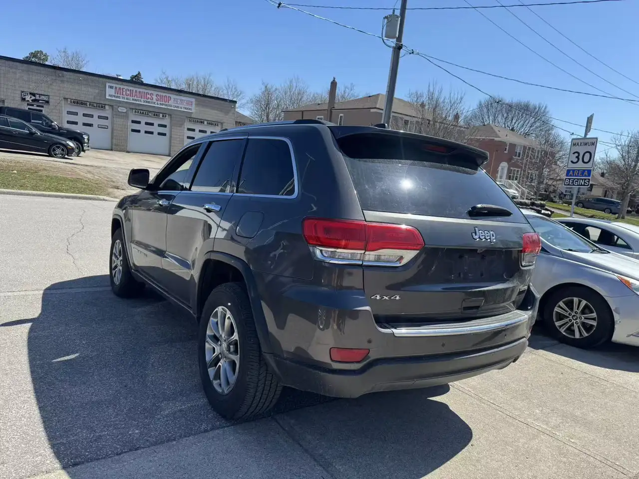 Jeep Grand Cherokee снимка Jeep Grand Cherokee