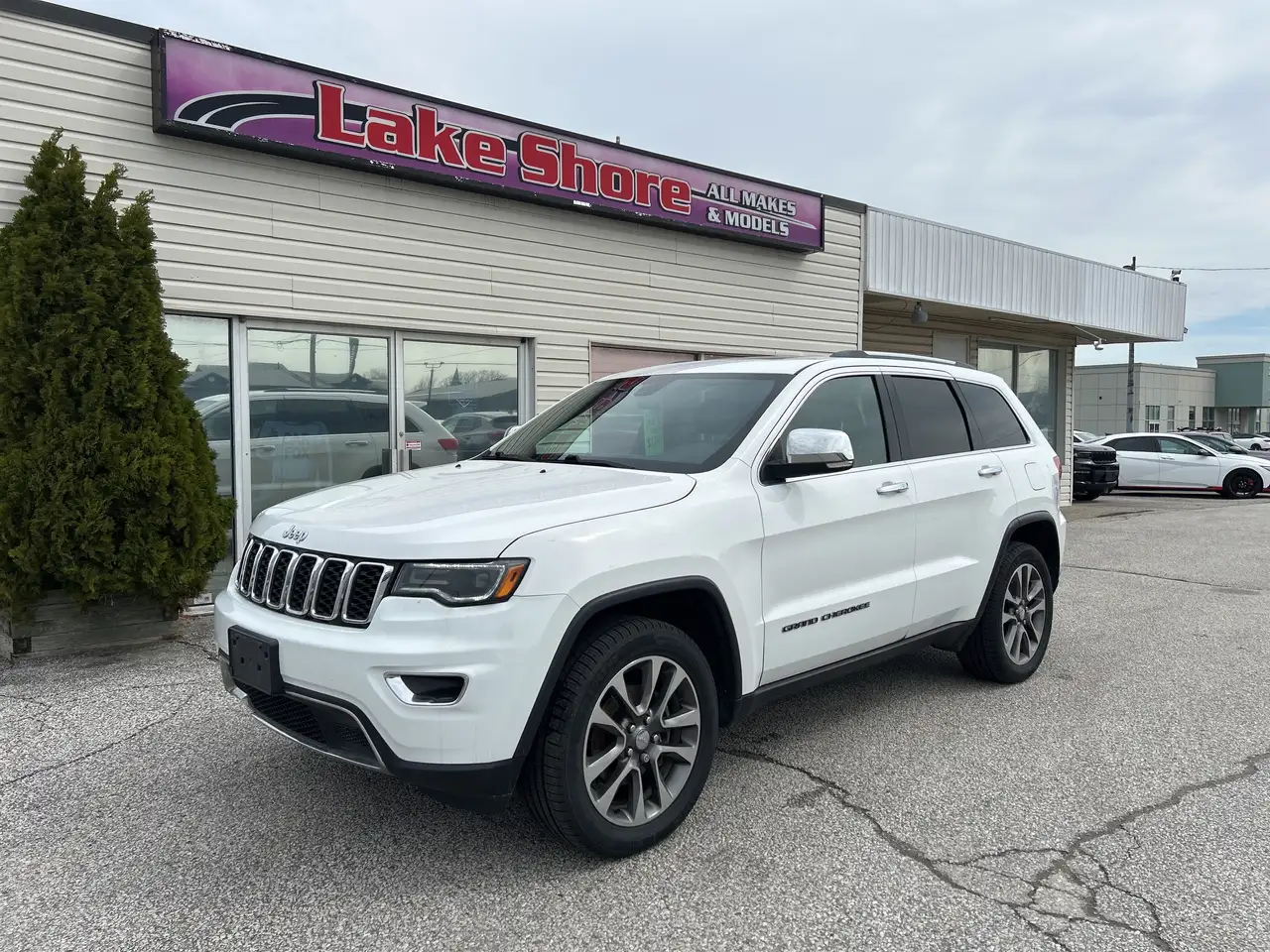 Jeep Grand Cherokee photo Jeep Grand Cherokee