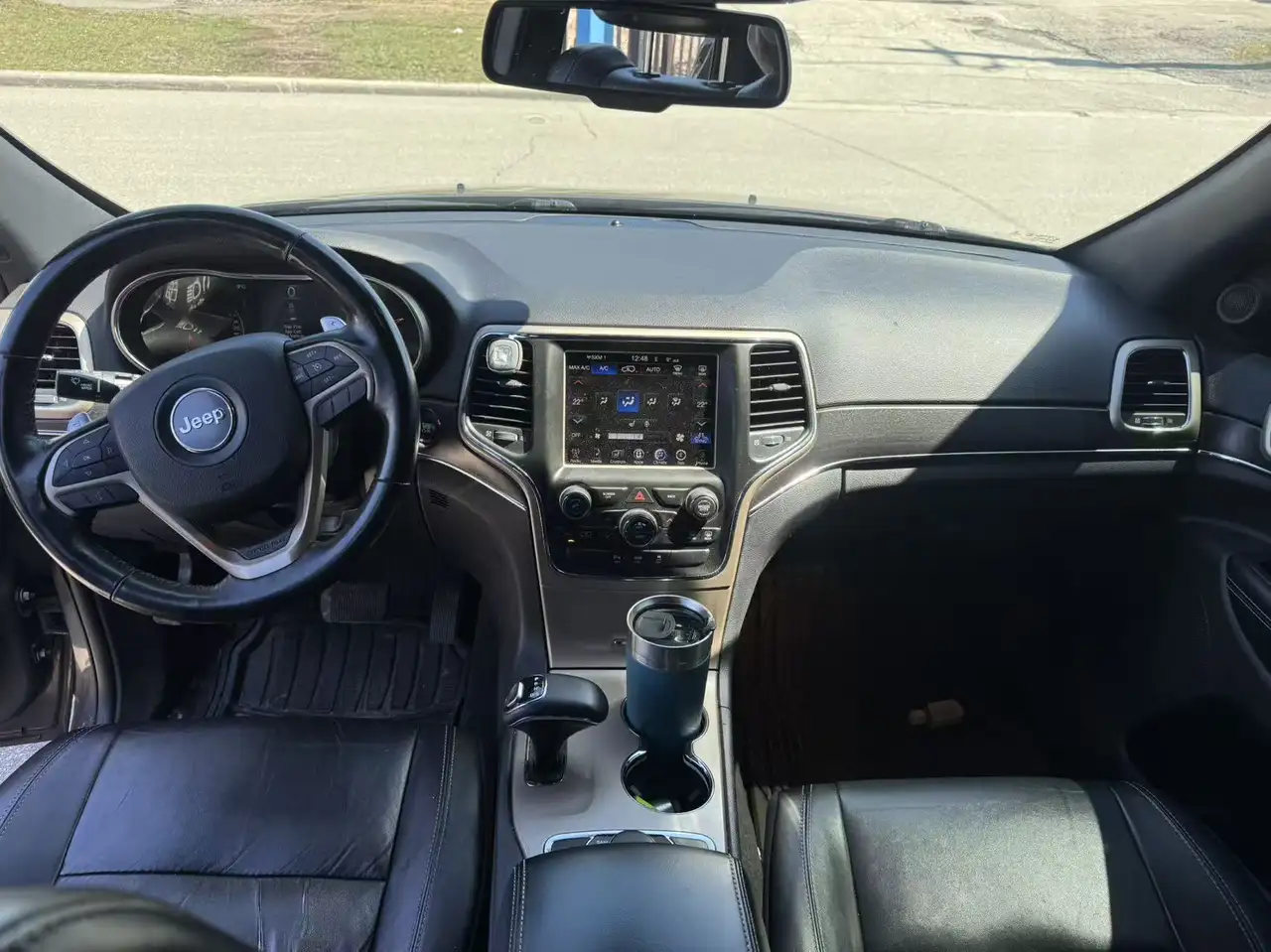 Jeep Grand Cherokee снимка Jeep Grand Cherokee