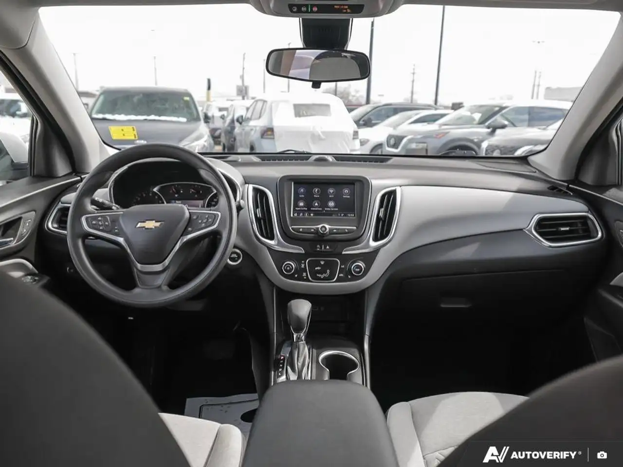 Chevrolet Equinox photo Chevrolet Equinox
