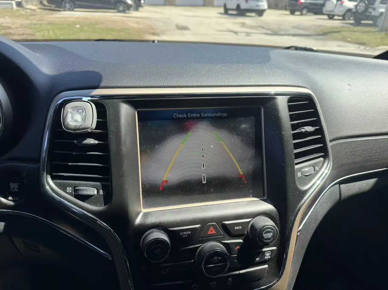Jeep Grand Cherokee снимка Jeep Grand Cherokee