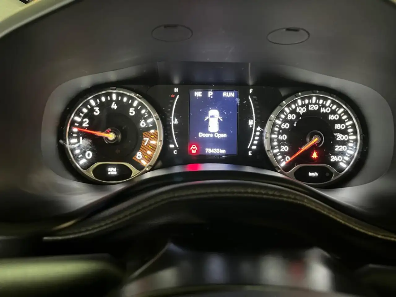 Jeep Renegade снимка Jeep Renegade