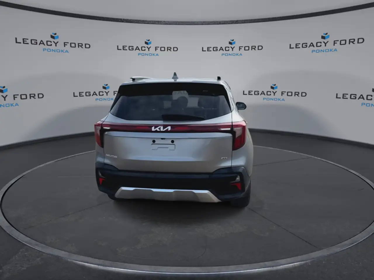Kia Seltos снимка Kia Seltos