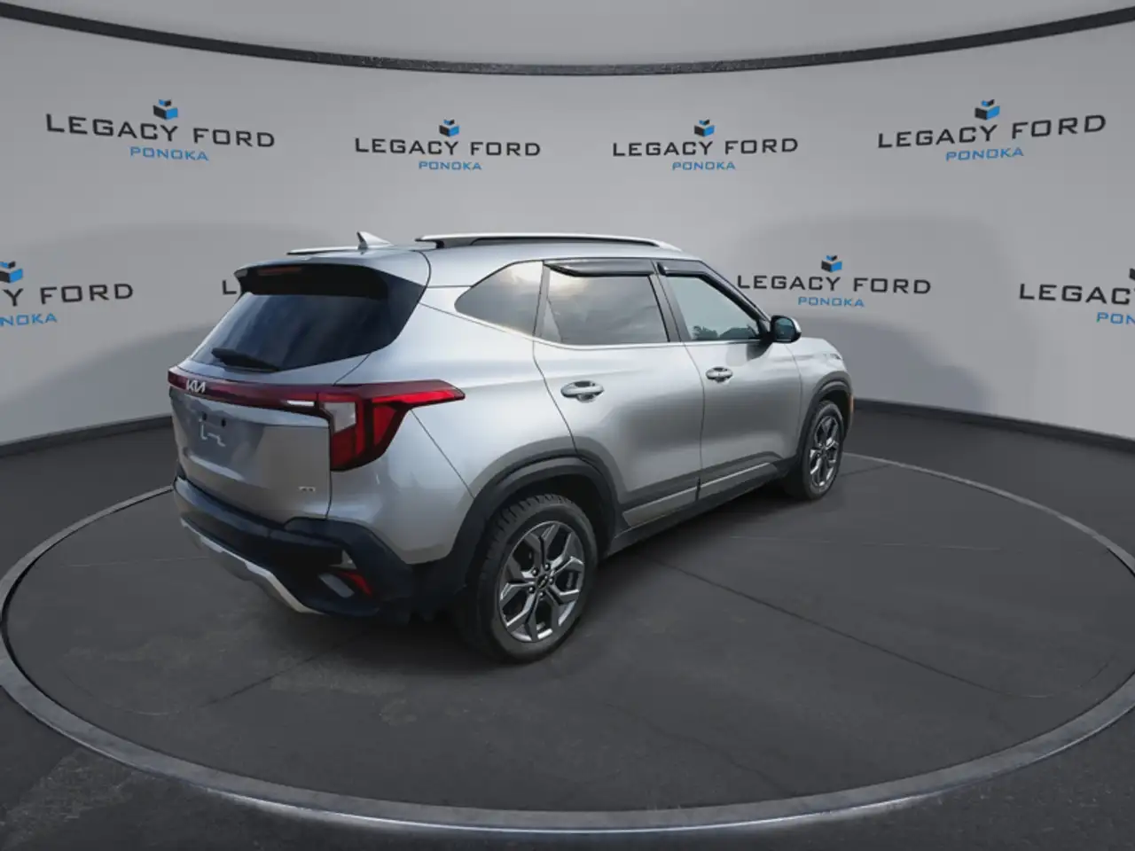 Kia Seltos снимка Kia Seltos