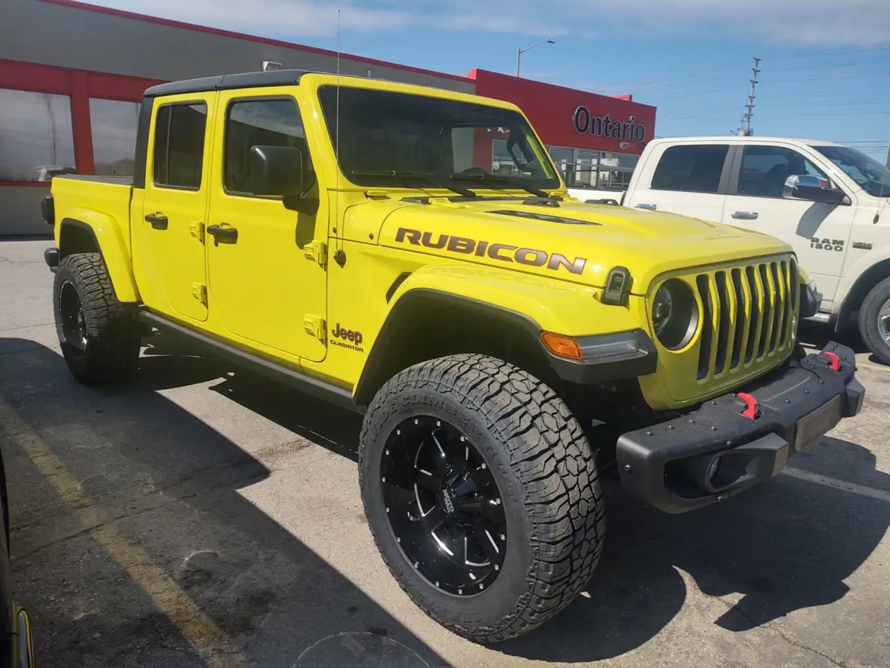 2023 Jeep Gladiator