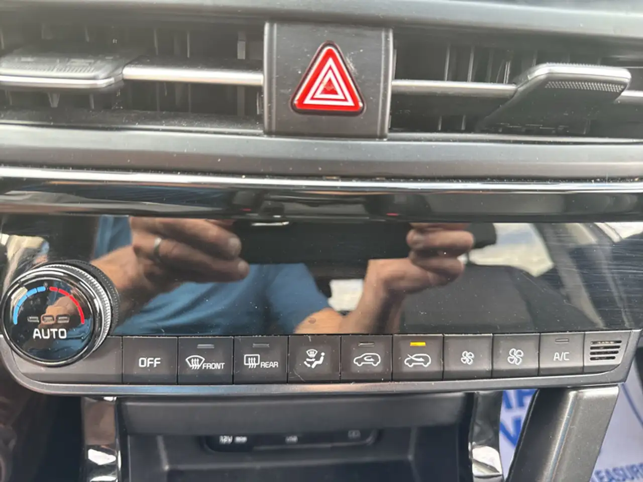 Kia Seltos снимка Kia Seltos