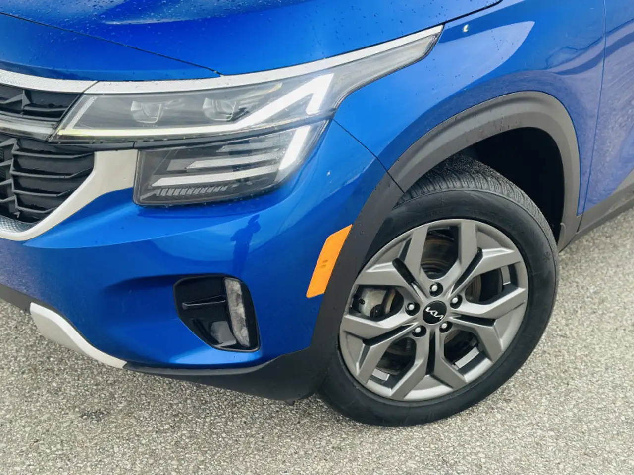 Kia Seltos снимка Kia Seltos