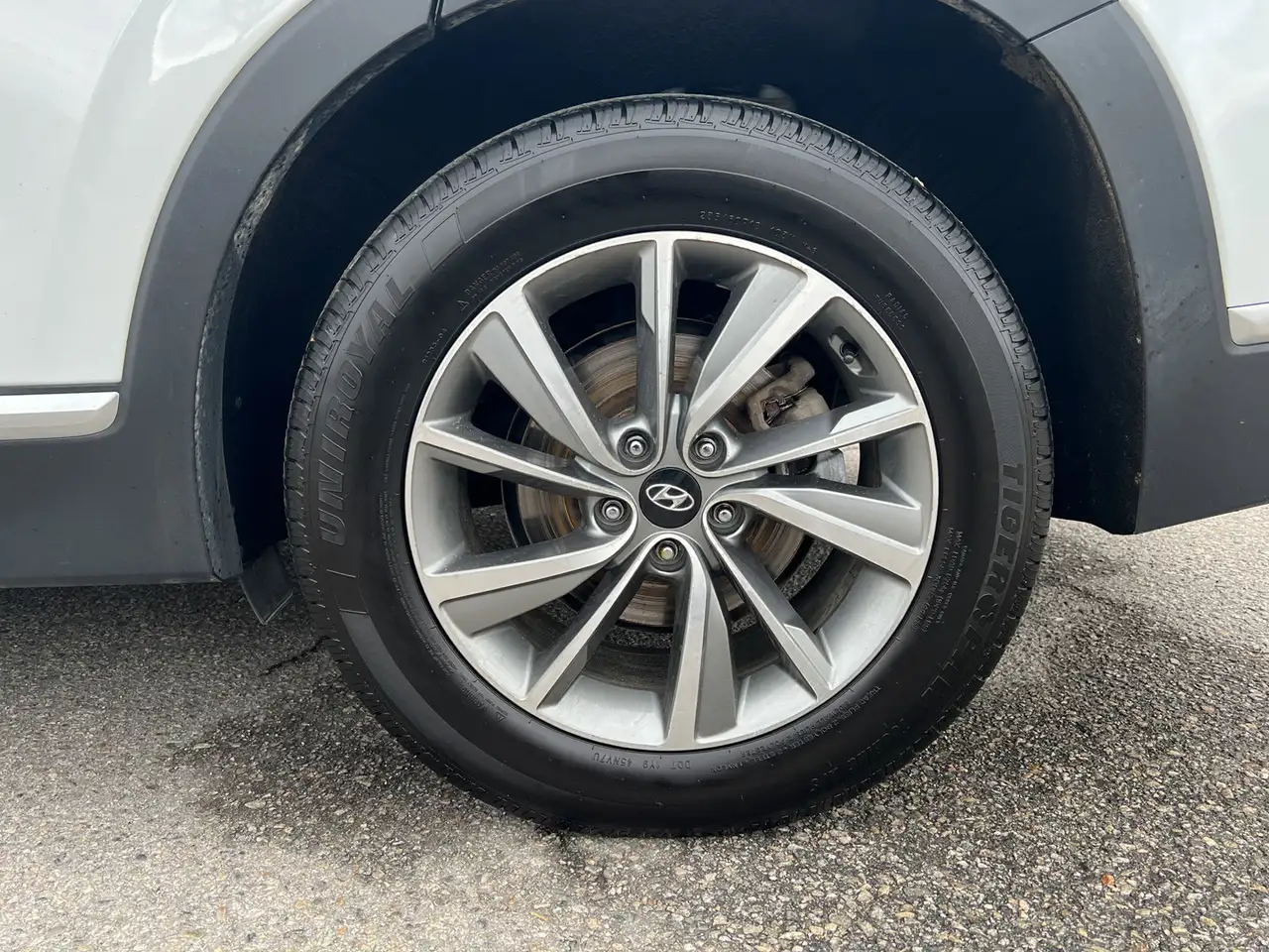 Hyundai SANTA FE снимка Hyundai SANTA FE