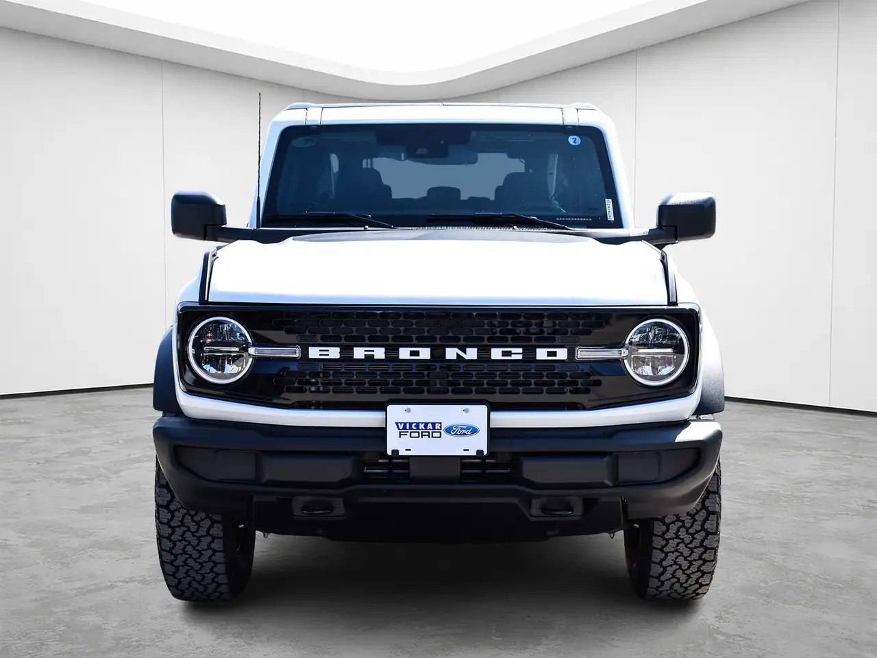 Ford Bronco photo Ford Bronco