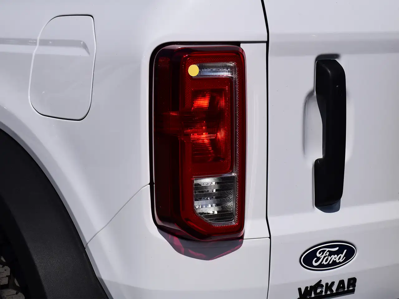 Ford Bronco photo Ford Bronco