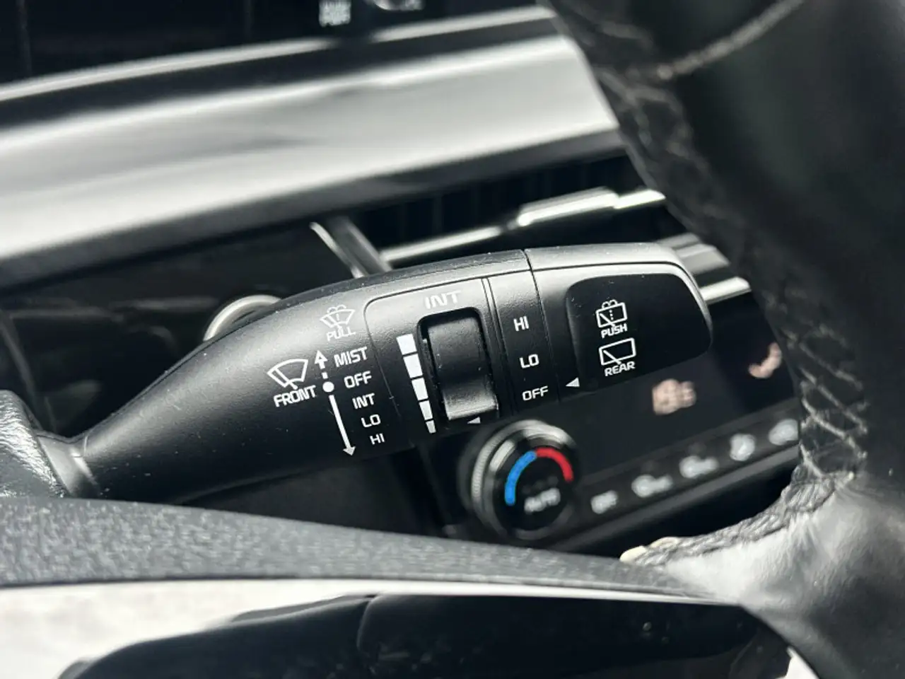 Kia Seltos снимка Kia Seltos