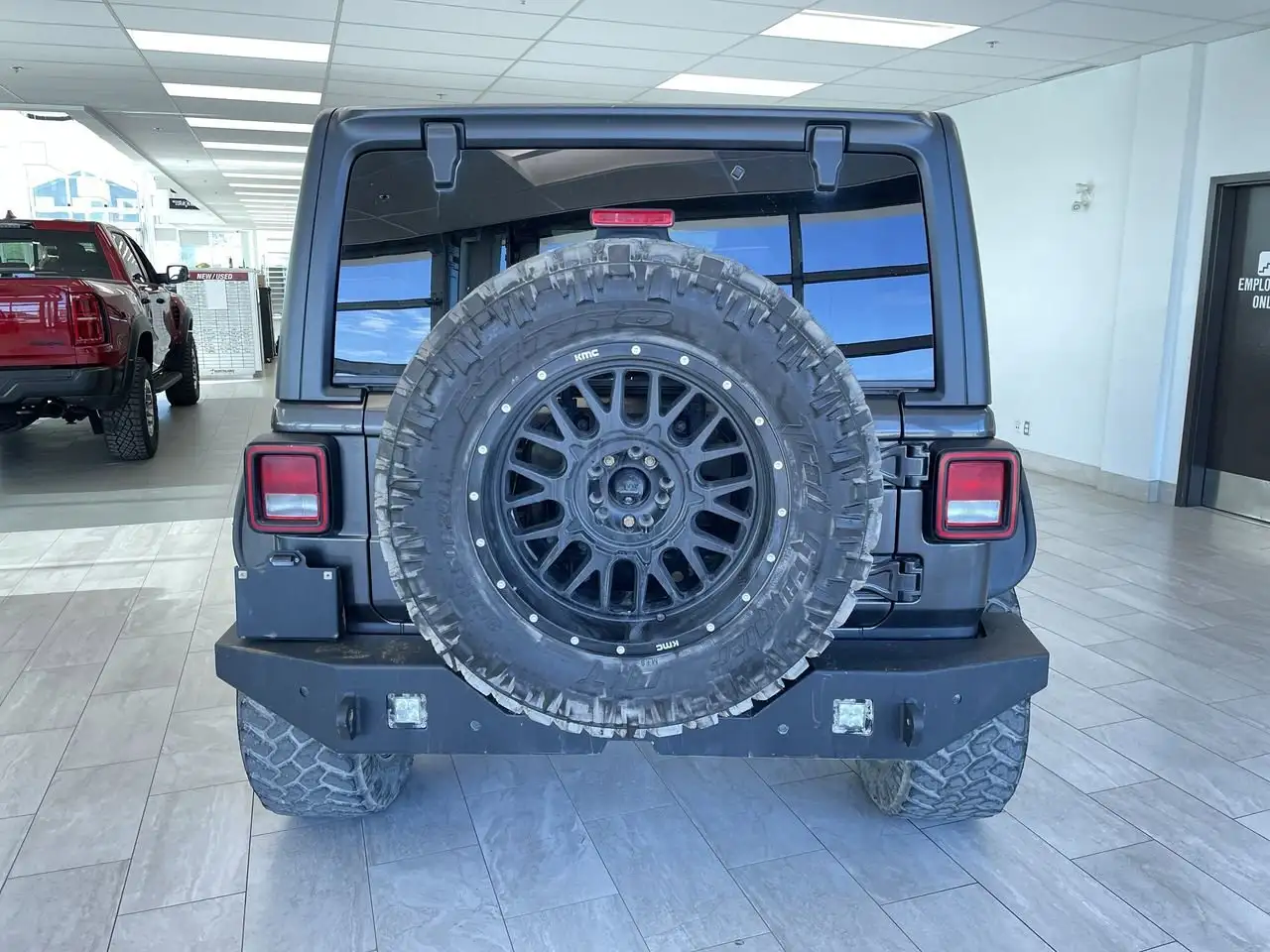 Jeep Wrangler снимка Jeep Wrangler