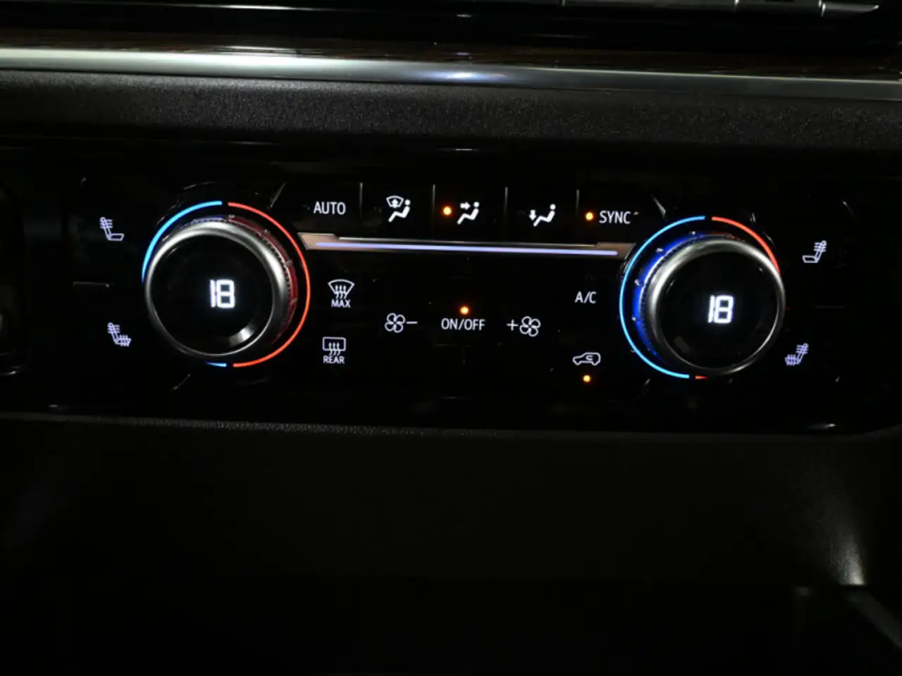 GMC Sierra 1500 photo GMC Sierra 1500