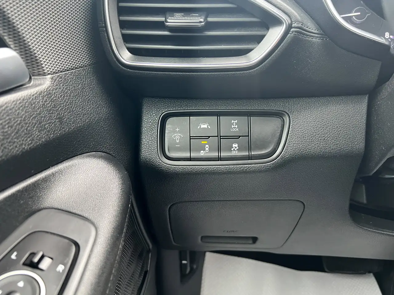 Hyundai SANTA FE снимка Hyundai SANTA FE