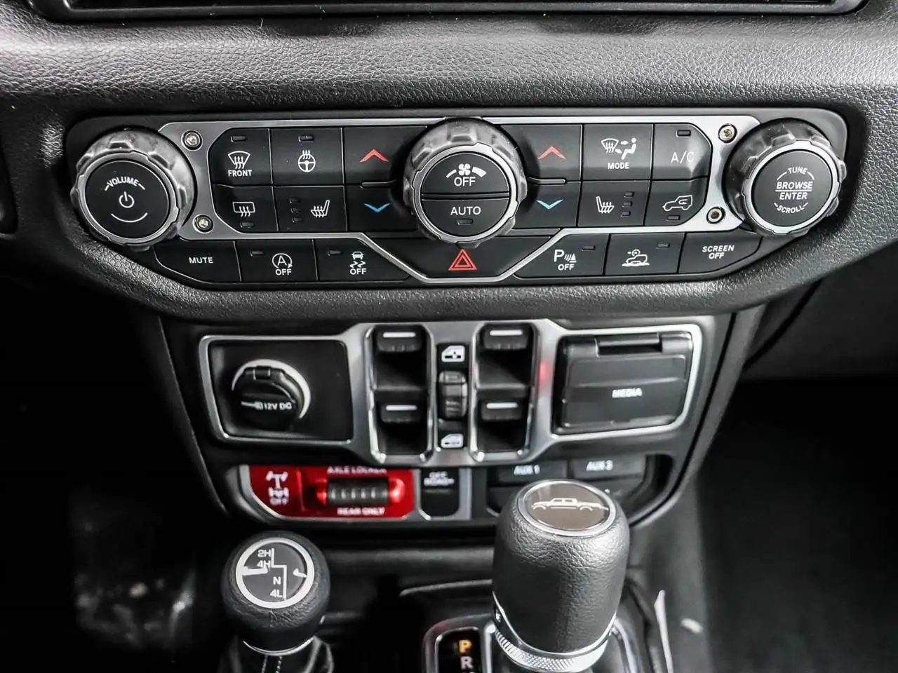 Jeep Gladiator photo Jeep Gladiator