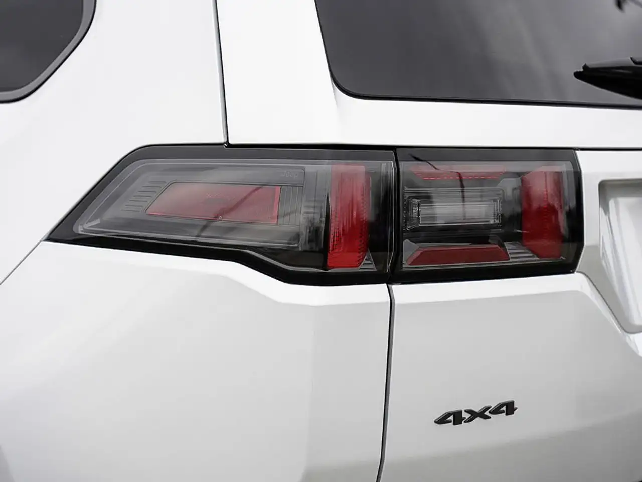 Jeep Cherokee photo Jeep Cherokee