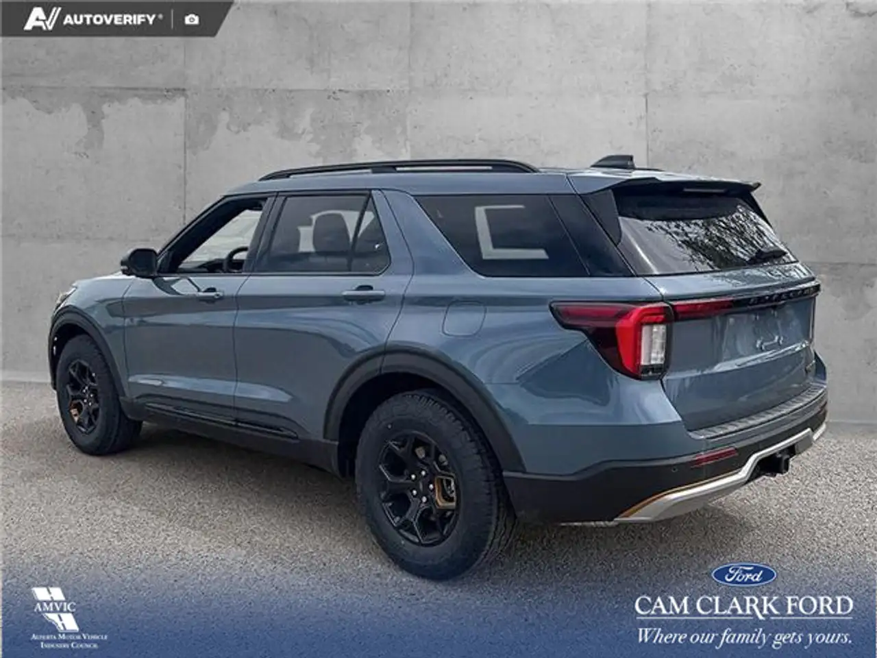 Ford Explorer photo Ford Explorer